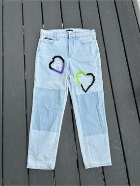 Cut out jeans
